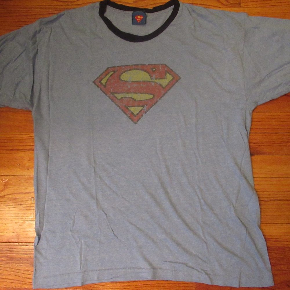 💥Men's Superman Ringer Tee Sz. 2XL